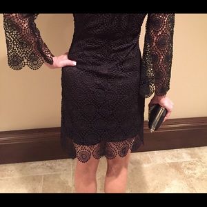 Scallop Edge Bell Sleeve Dress